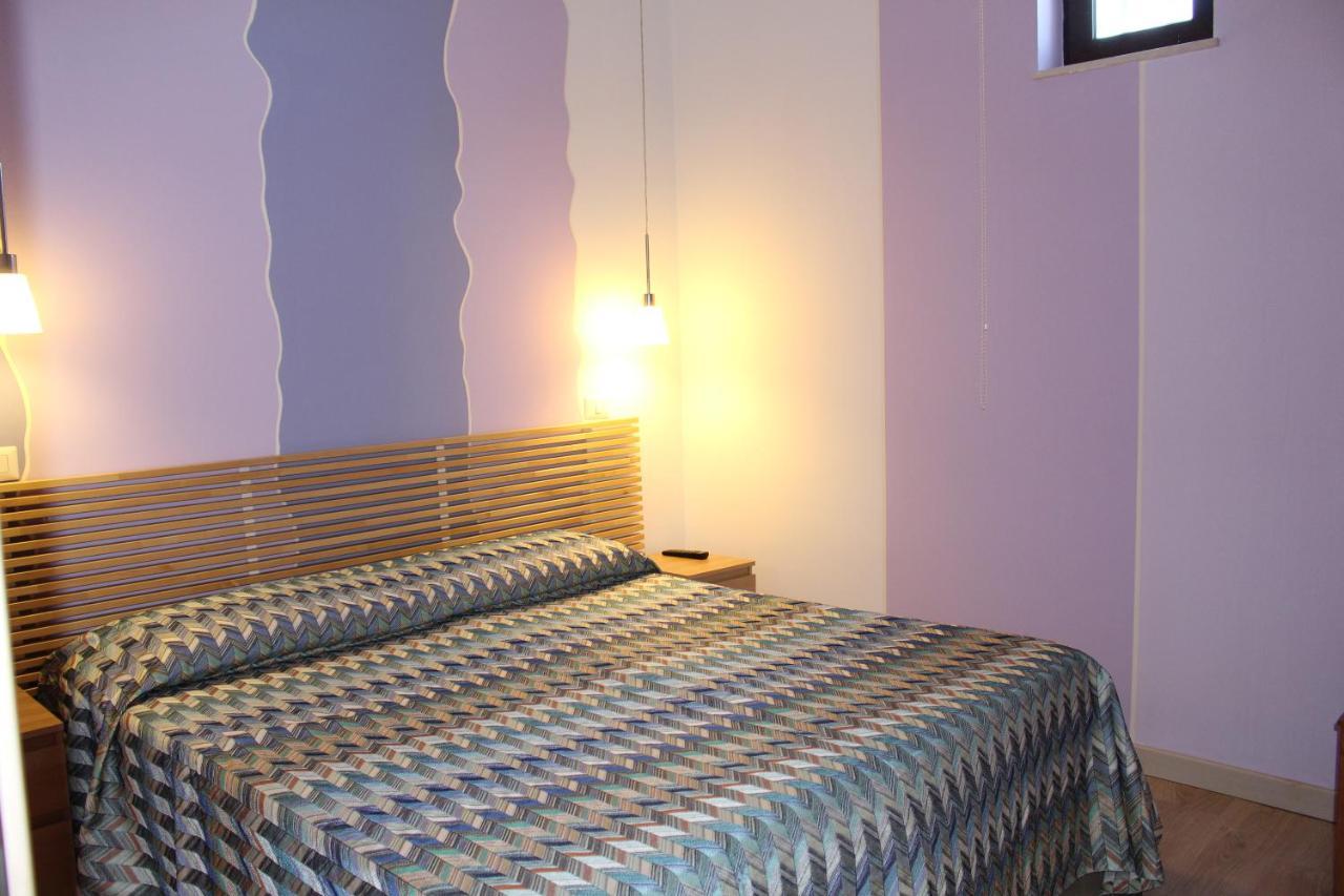 Borgo Camicia In Bed and Breakfast Barcellona-Pozzo di Gotto Rum bild
