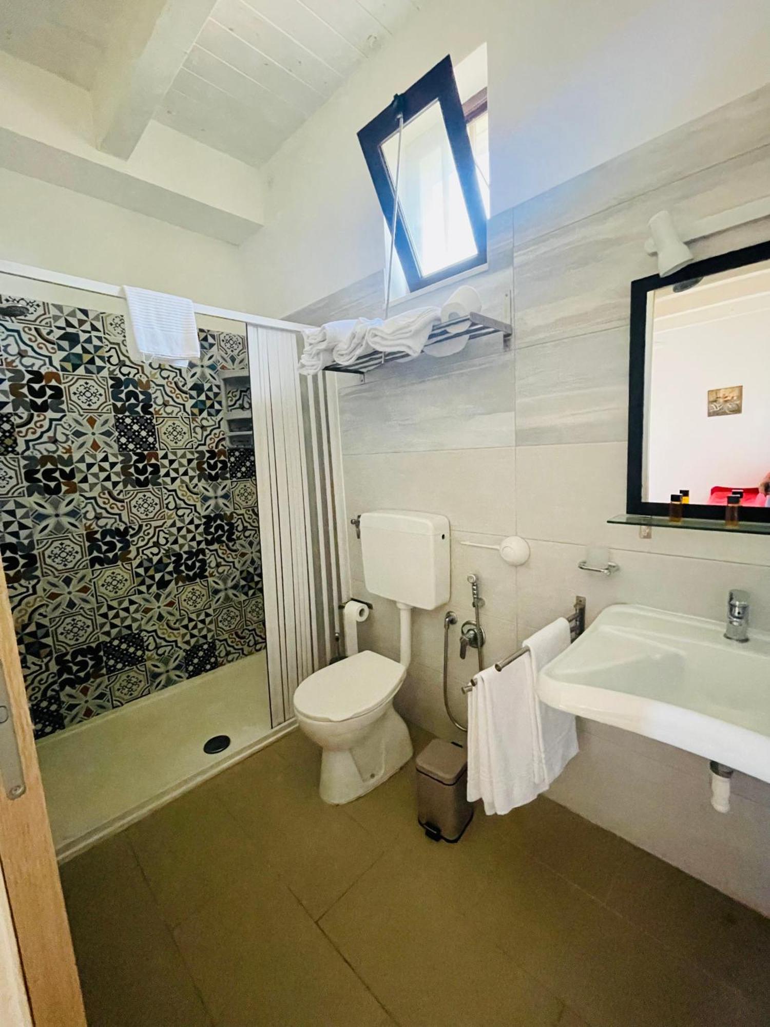 Borgo Camicia In Bed and Breakfast Barcellona-Pozzo di Gotto Exteriör bild